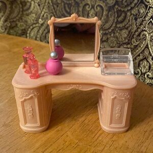 Vtg Sylvanian Forest Families Calico Critters Dollhouse Miniatures Pink Vanity